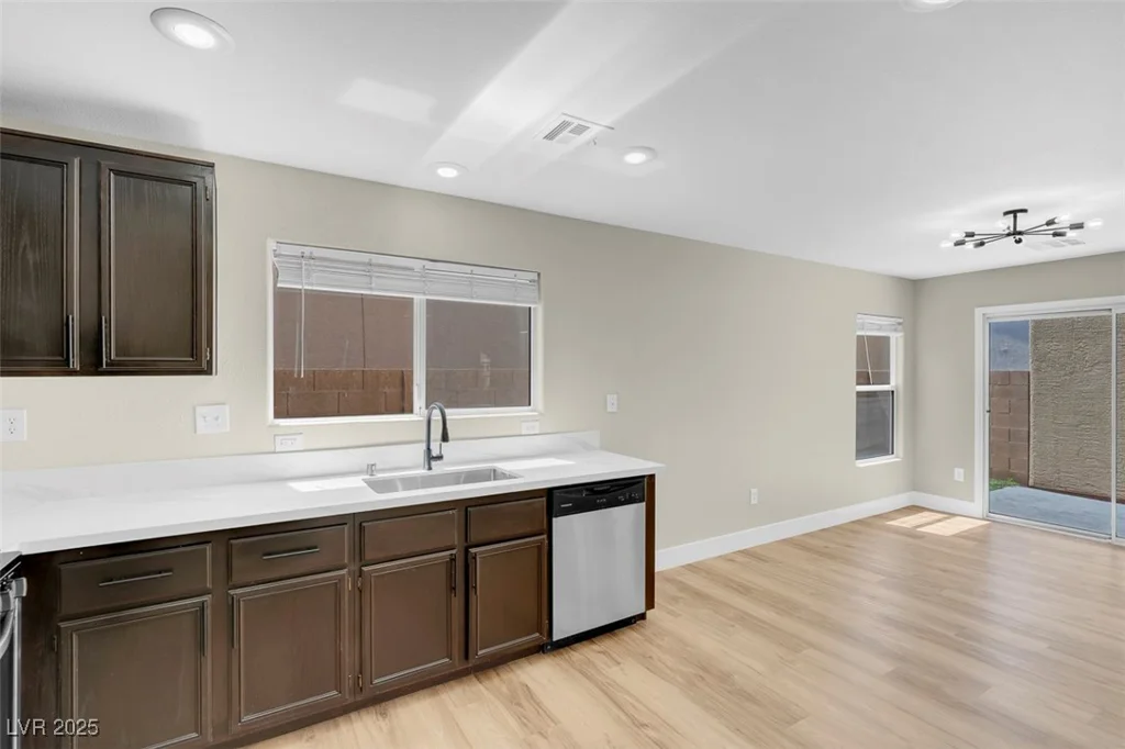 7241 Early Pioneer, Las Vegas, NV 89129