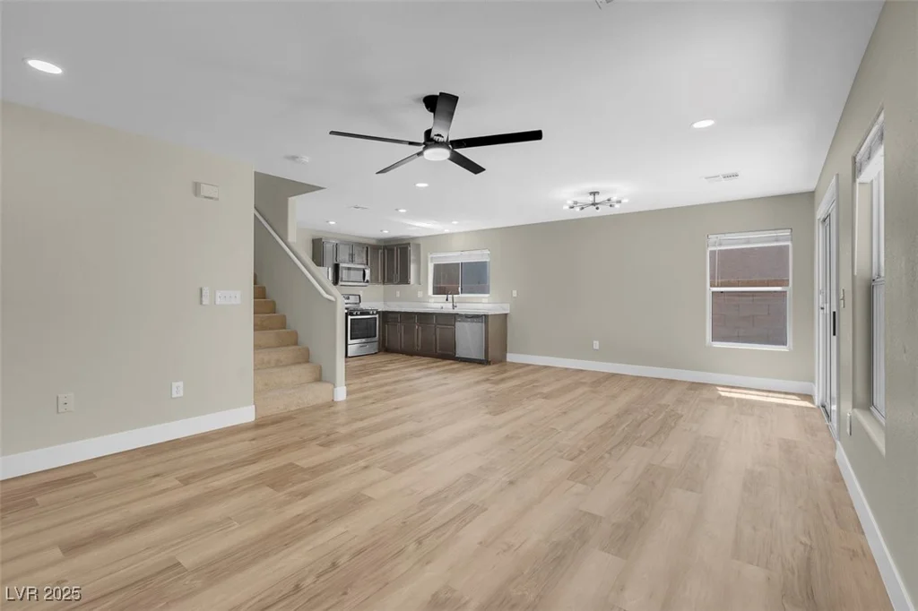 7241 Early Pioneer, Las Vegas, NV 89129