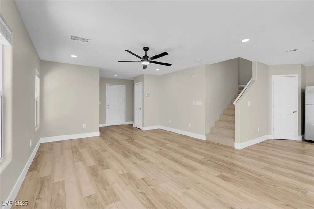 7241 Early Pioneer, Las Vegas, NV 89129