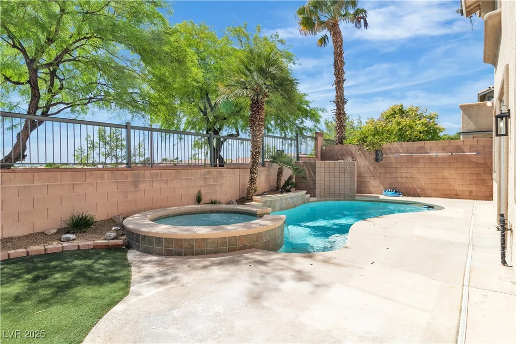 10613 Turquoise Valley, Las Vegas, NV 89144
