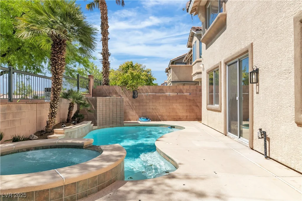 10613 Turquoise Valley, Las Vegas, NV 89144