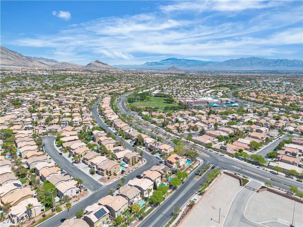 10613 Turquoise Valley, Las Vegas, NV 89144