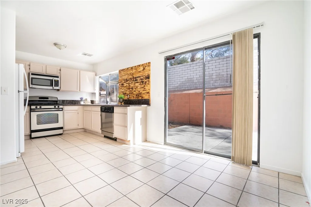 110 Wynntry, Henderson, NV 89074