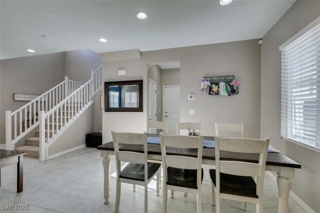 2928 Sunday Silence, North Las Vegas, NV 89086