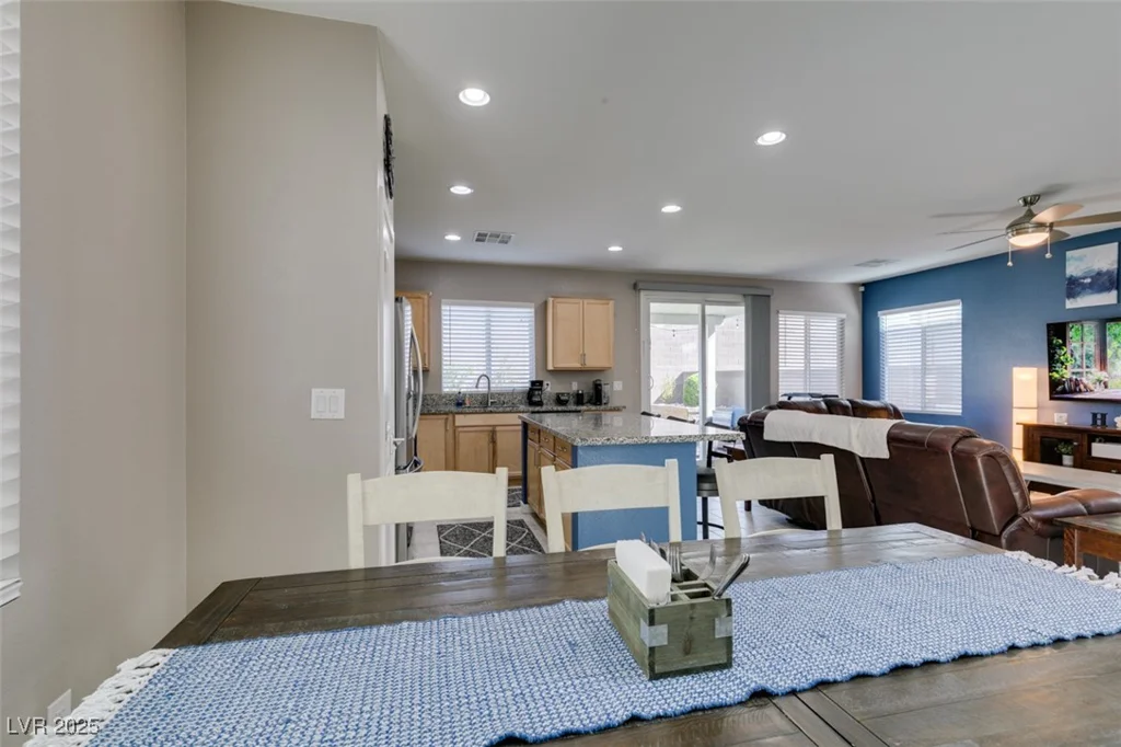 2928 Sunday Silence, North Las Vegas, NV 89086