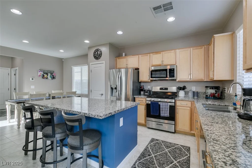 2928 Sunday Silence, North Las Vegas, NV 89086