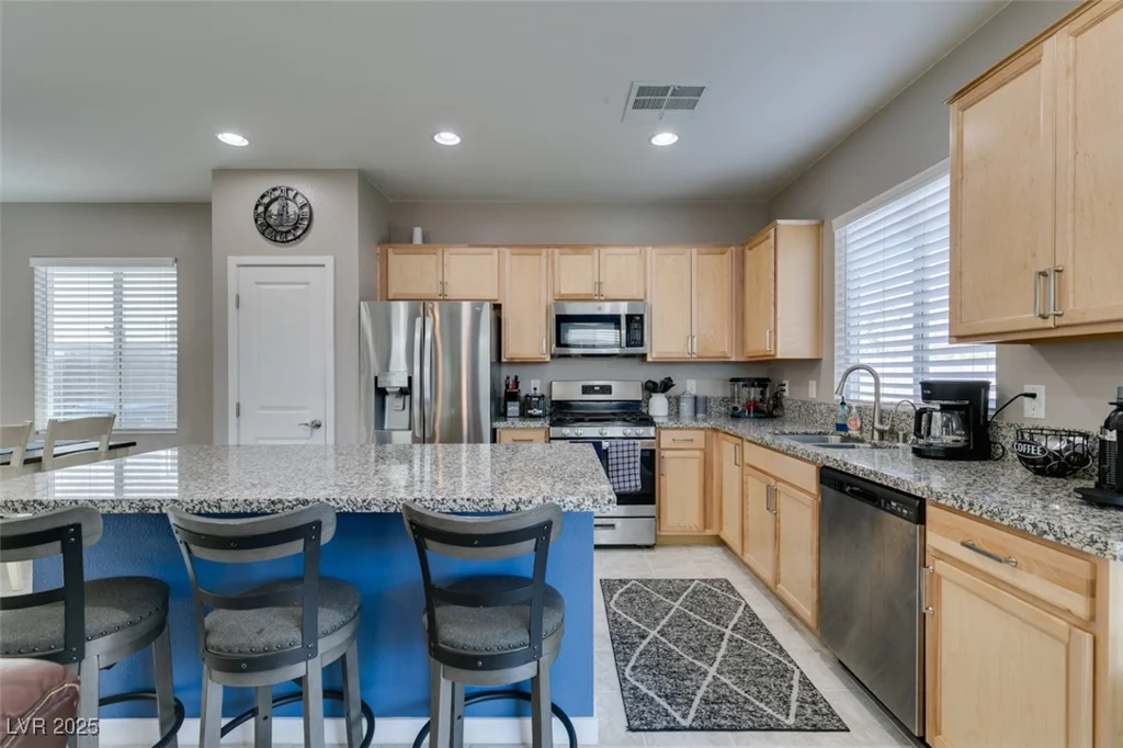2928 Sunday Silence, North Las Vegas, NV 89086
