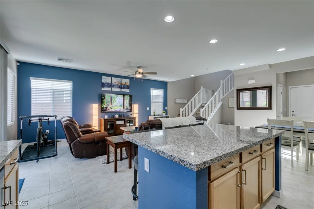 2928 Sunday Silence, North Las Vegas, NV 89086