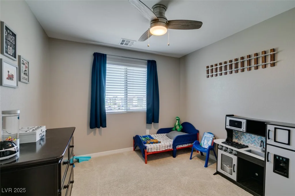 2928 Sunday Silence, North Las Vegas, NV 89086