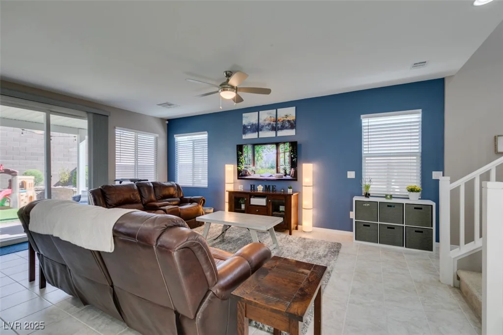 2928 Sunday Silence, North Las Vegas, NV 89086