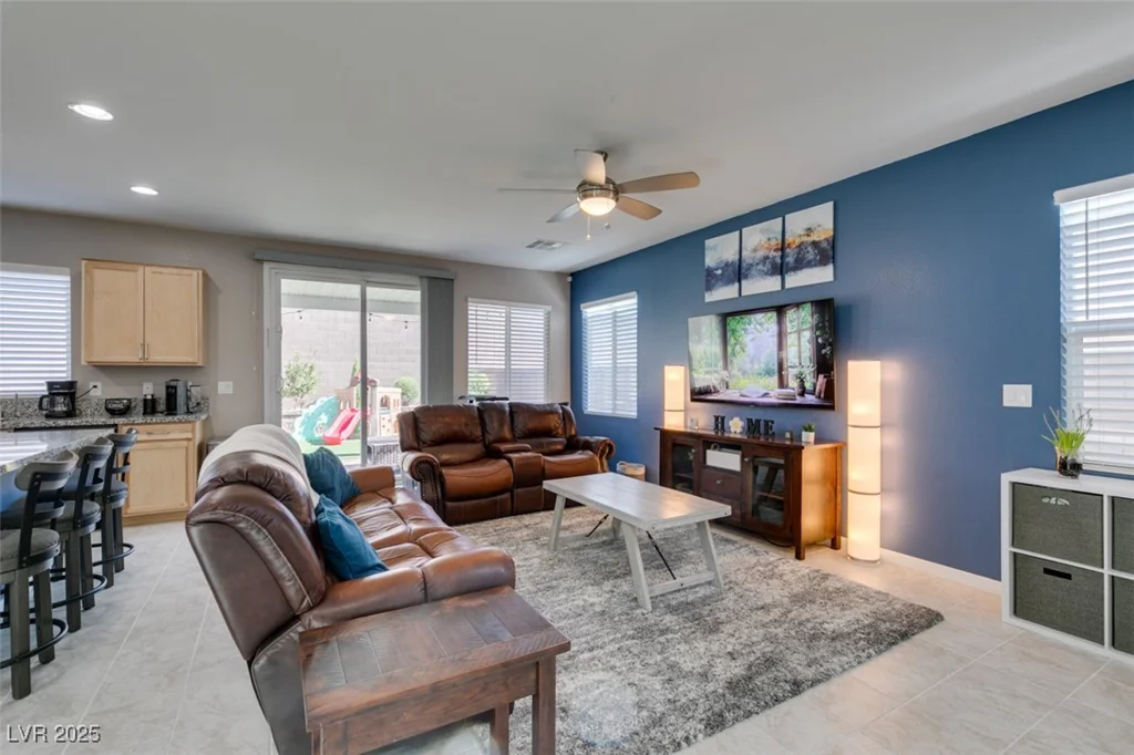 2928 Sunday Silence, North Las Vegas, NV 89086