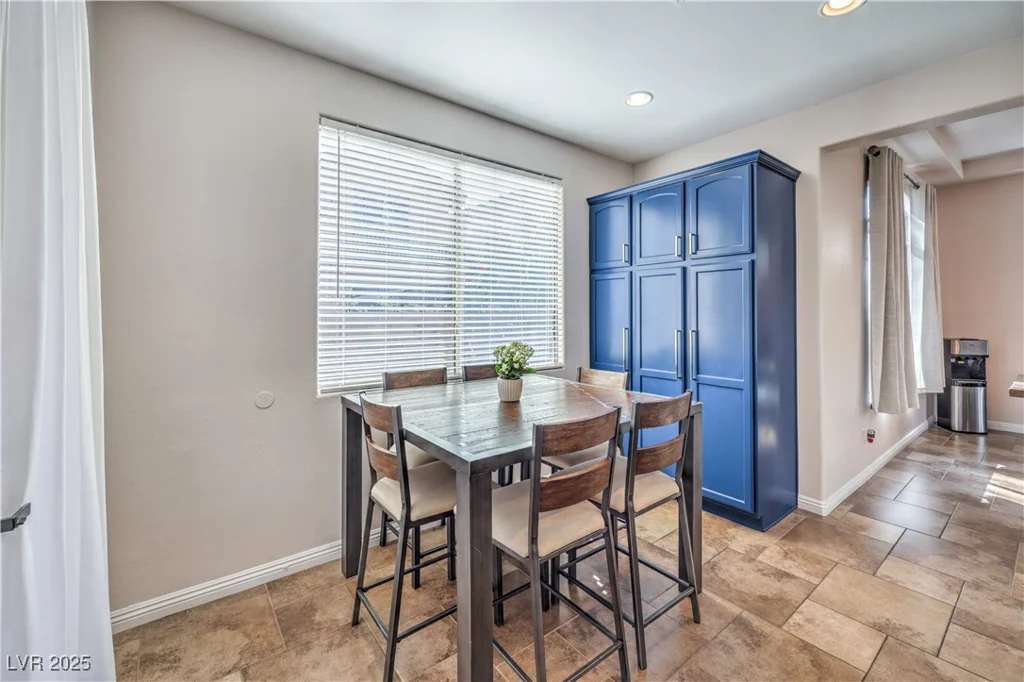 9037 WOLF DANCER, Las Vegas, NV 89143