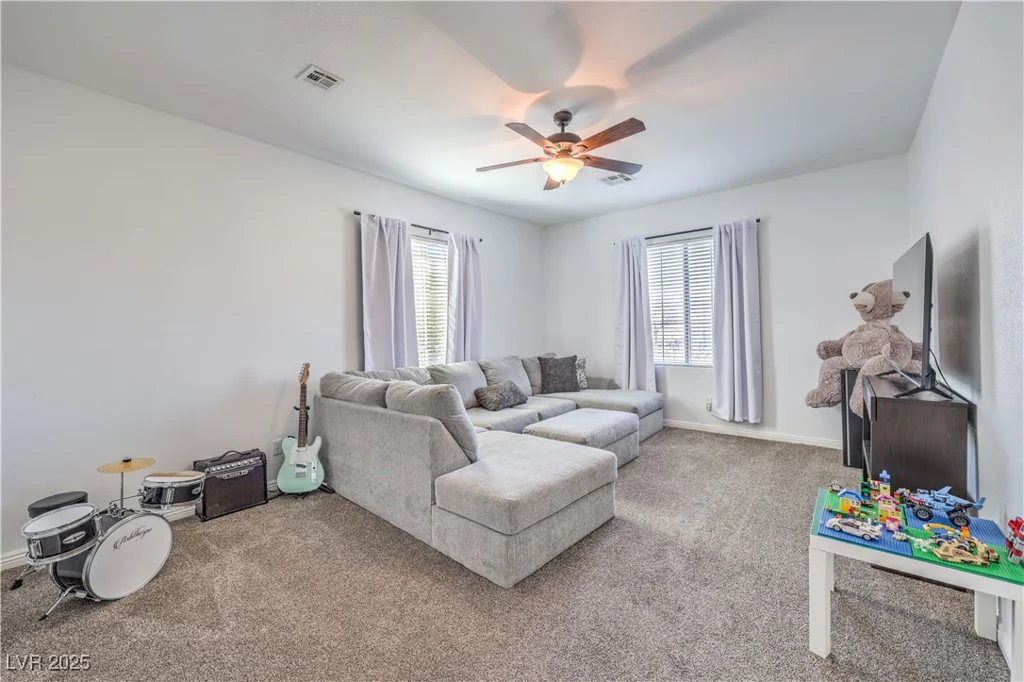 9037 WOLF DANCER, Las Vegas, NV 89143