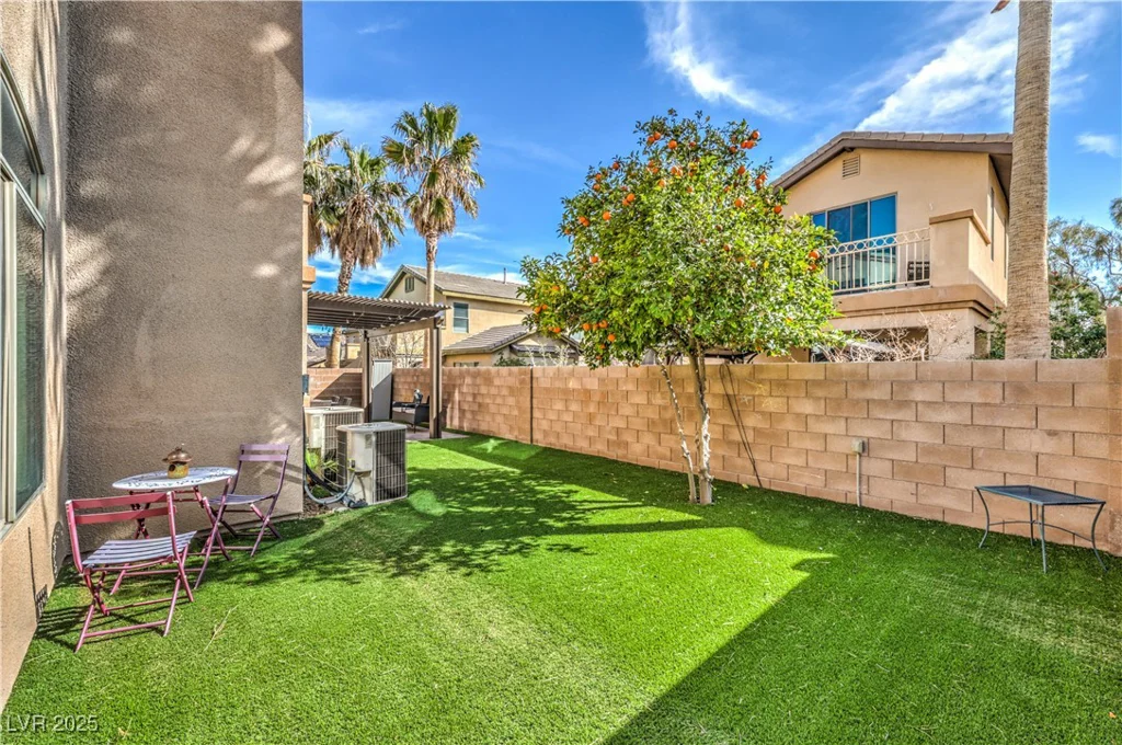 9037 WOLF DANCER, Las Vegas, NV 89143