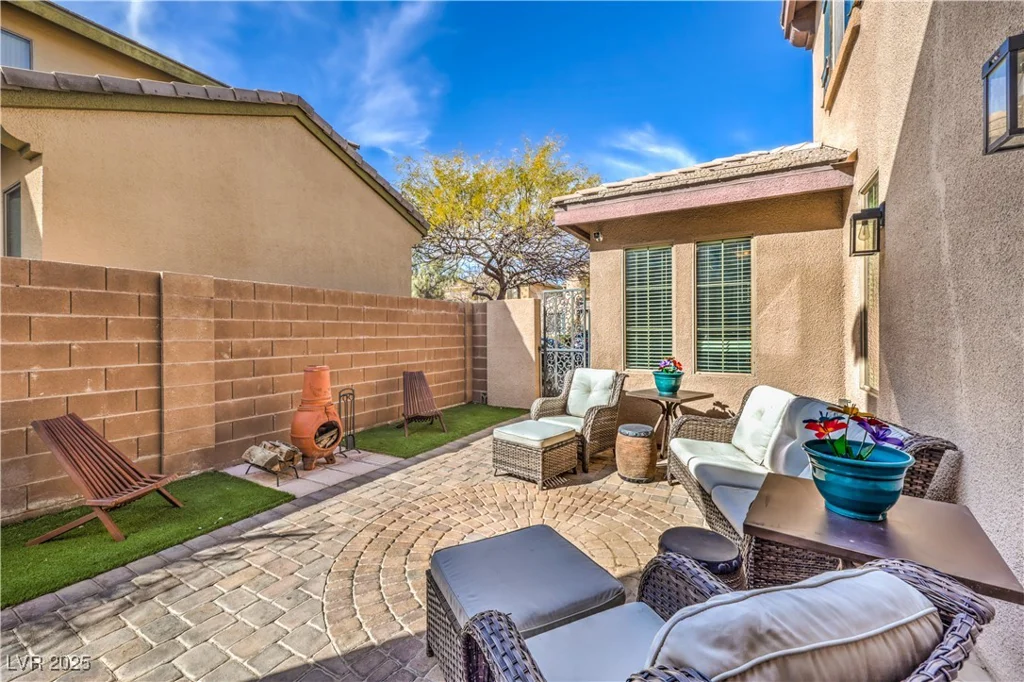 9037 WOLF DANCER, Las Vegas, NV 89143