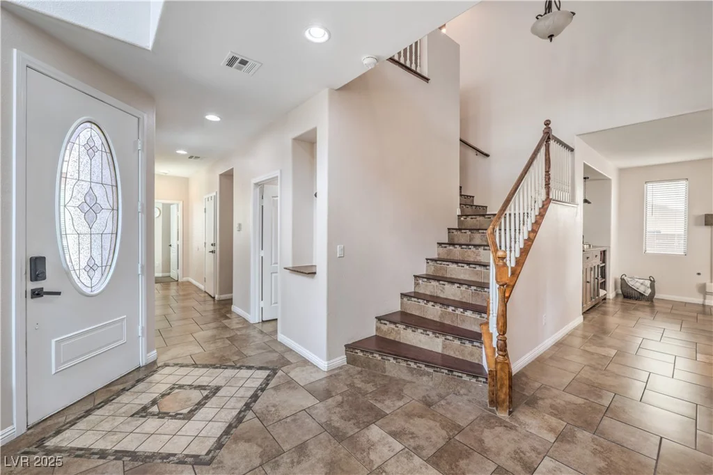 9037 WOLF DANCER, Las Vegas, NV 89143