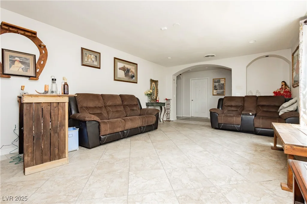 997 Christy, Las Vegas, NV 89110