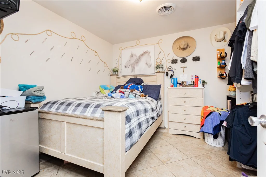 997 Christy, Las Vegas, NV 89110