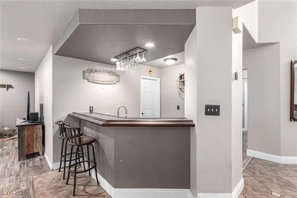 905 Possum Hill, Henderson, NV 89014