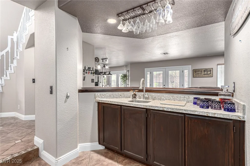 905 Possum Hill, Henderson, NV 89014