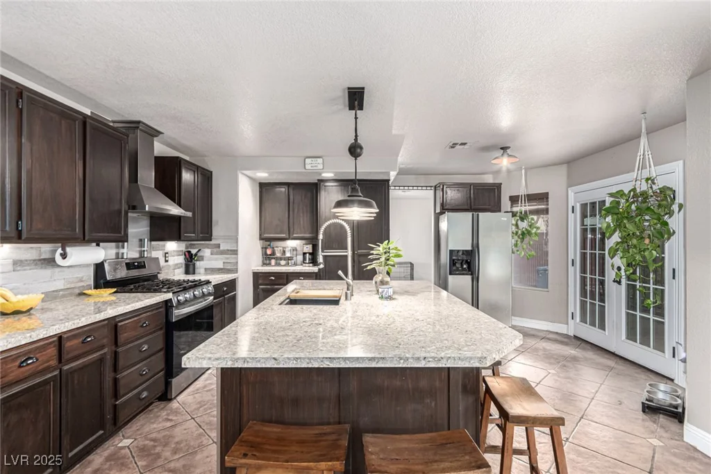 905 Possum Hill, Henderson, NV 89014