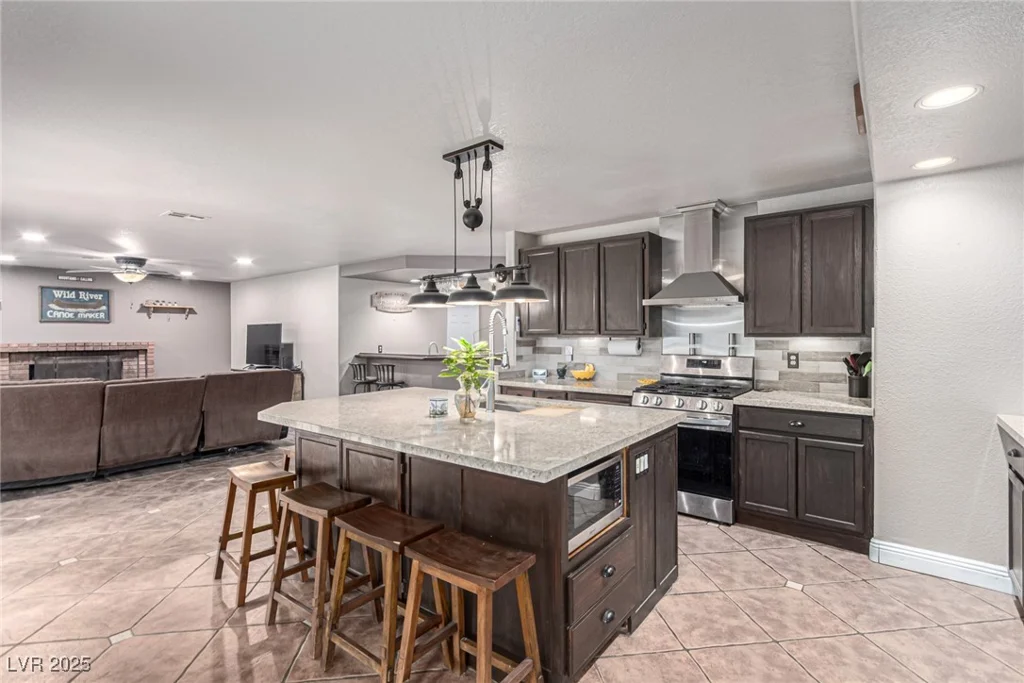 905 Possum Hill, Henderson, NV 89014