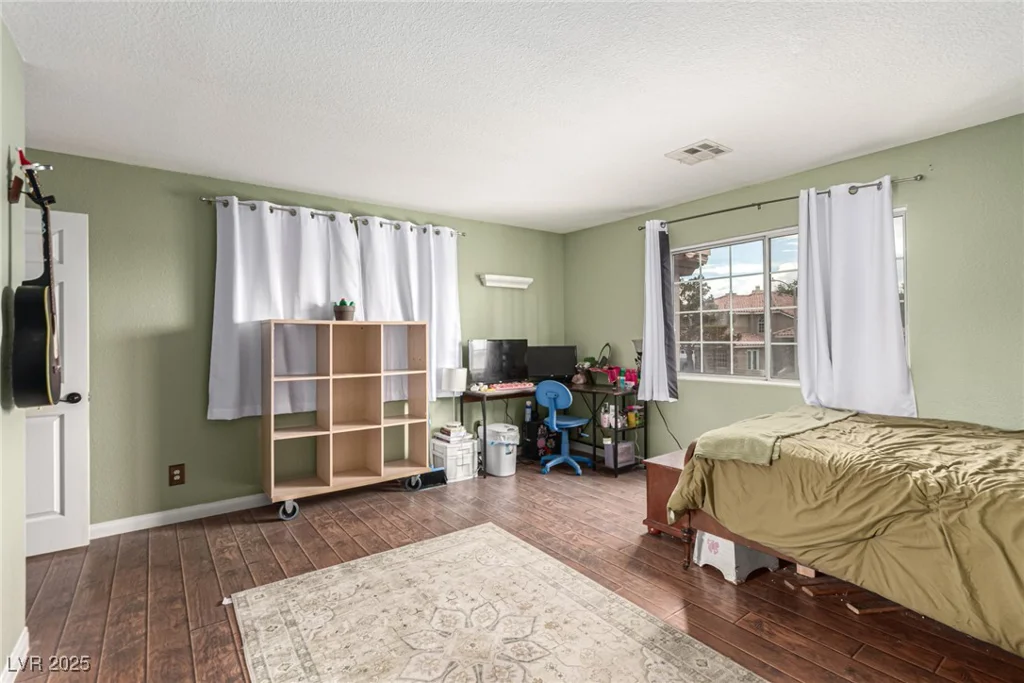 905 Possum Hill, Henderson, NV 89014