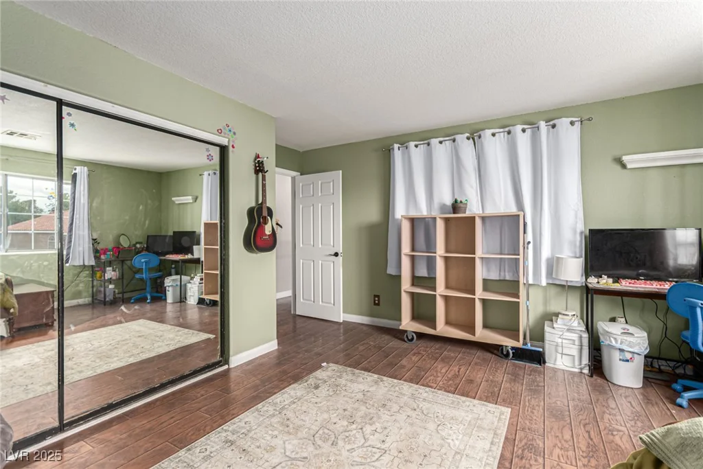 905 Possum Hill, Henderson, NV 89014