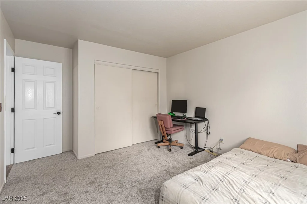 905 Possum Hill, Henderson, NV 89014