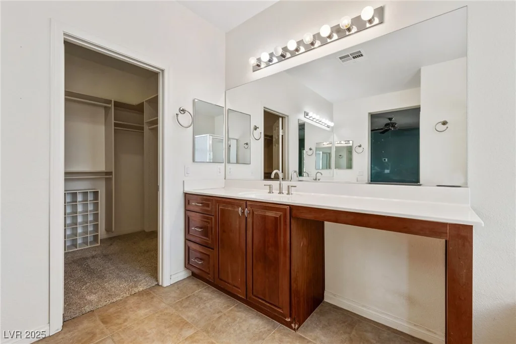 4217 Box Canyon Falls, North Las Vegas, NV 89085