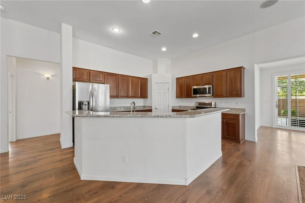 4217 Box Canyon Falls, North Las Vegas, NV 89085