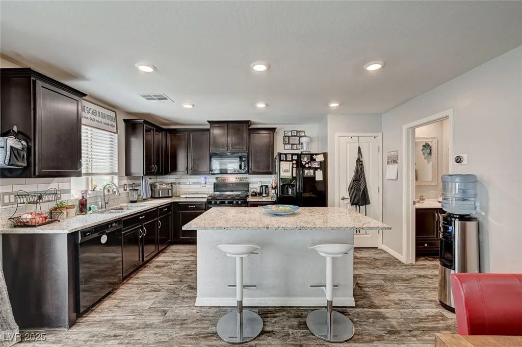 6231 Portland Treaty, Las Vegas, NV 89122