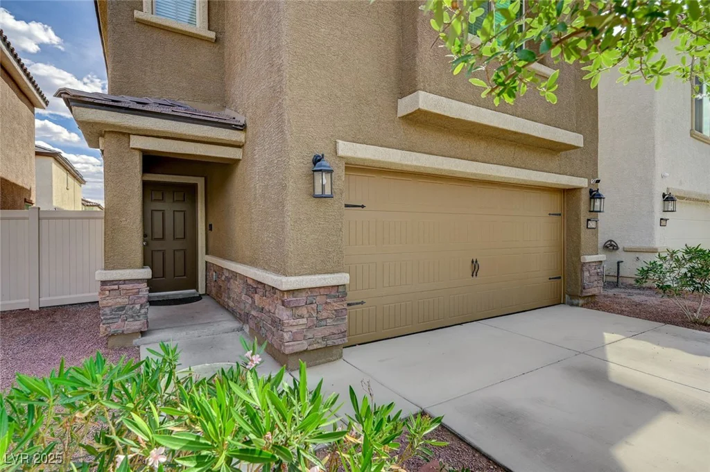 6231 Portland Treaty, Las Vegas, NV 89122