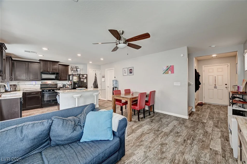 6231 Portland Treaty, Las Vegas, NV 89122