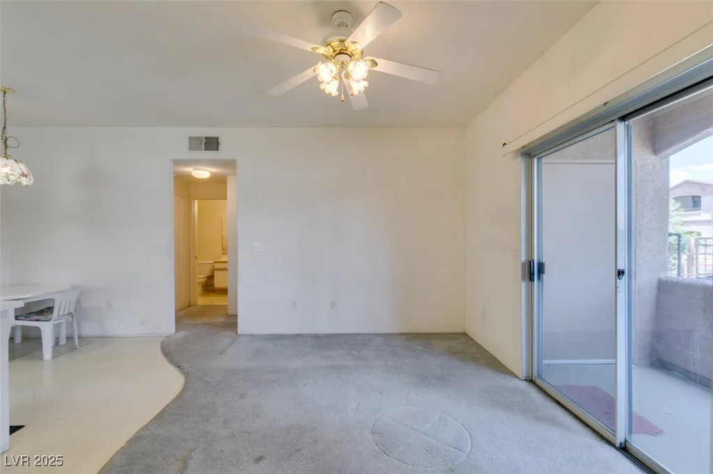5751 Hacienda, Las Vegas, NV 89122