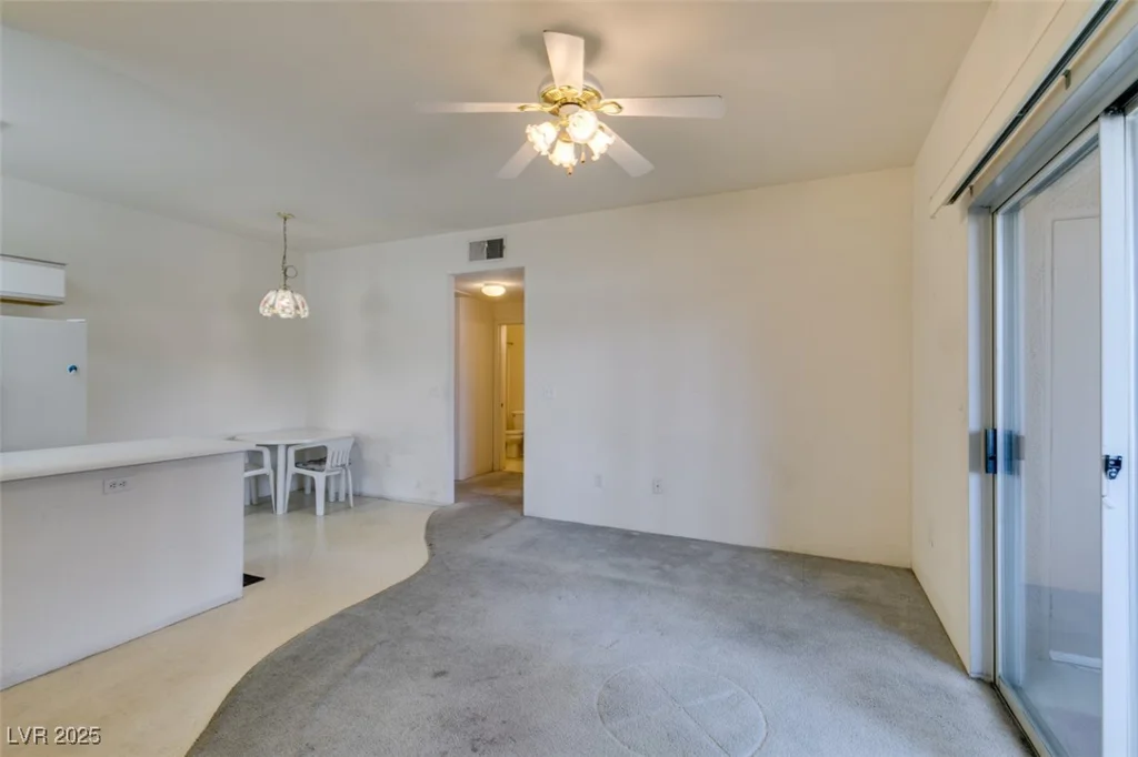 5751 Hacienda, Las Vegas, NV 89122