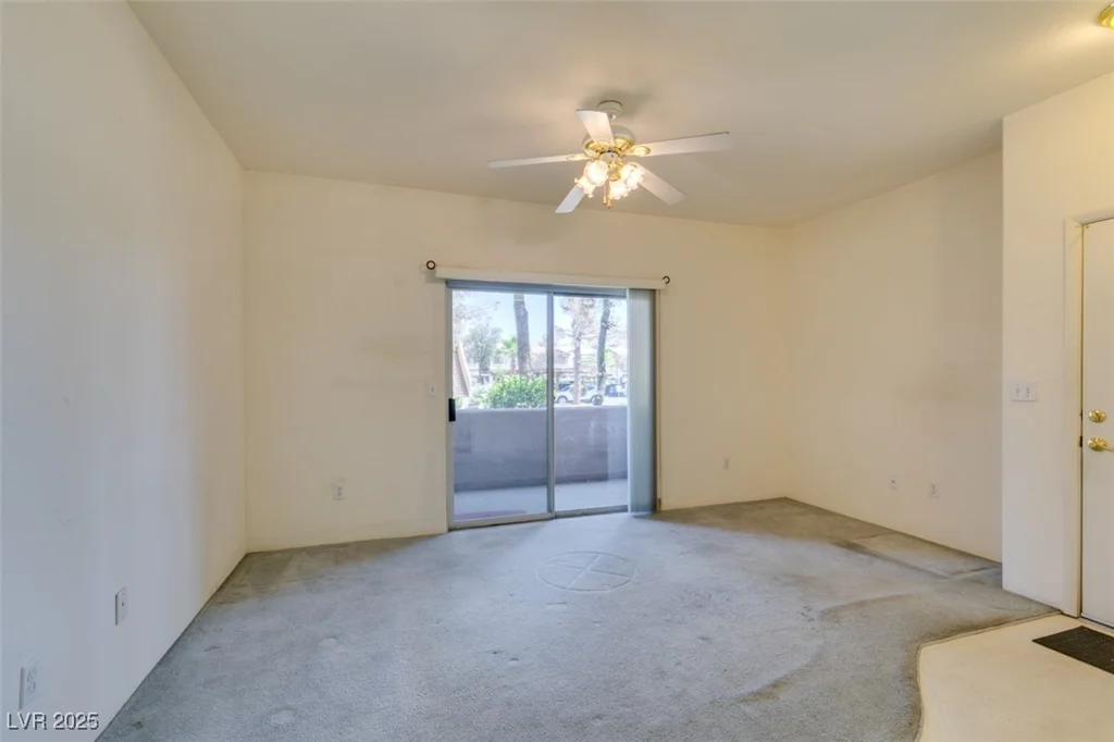5751 Hacienda, Las Vegas, NV 89122