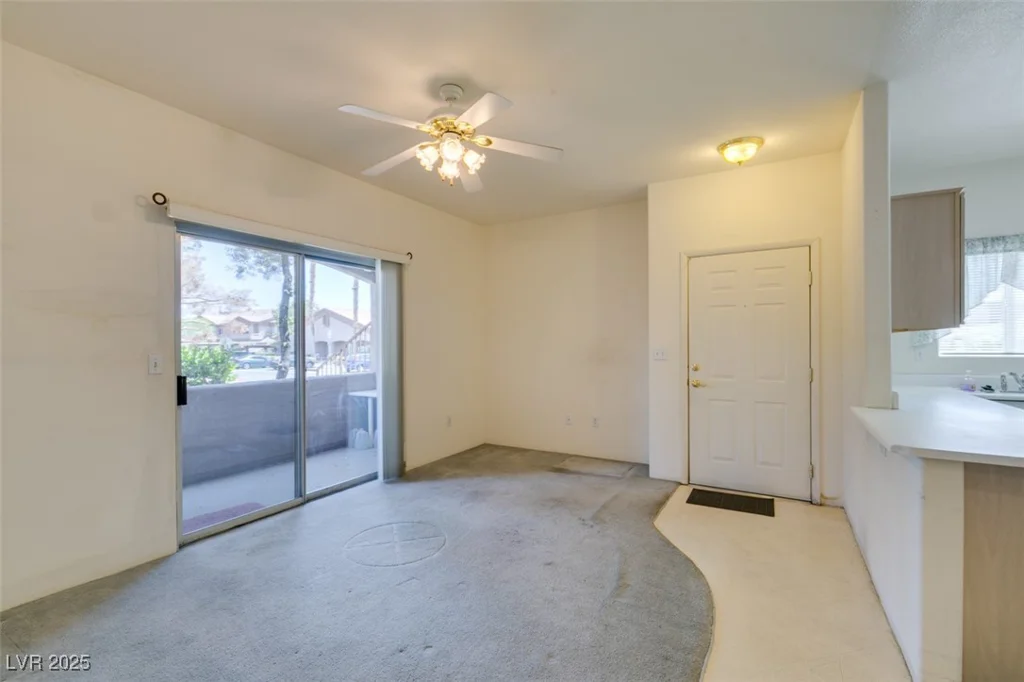 5751 Hacienda, Las Vegas, NV 89122