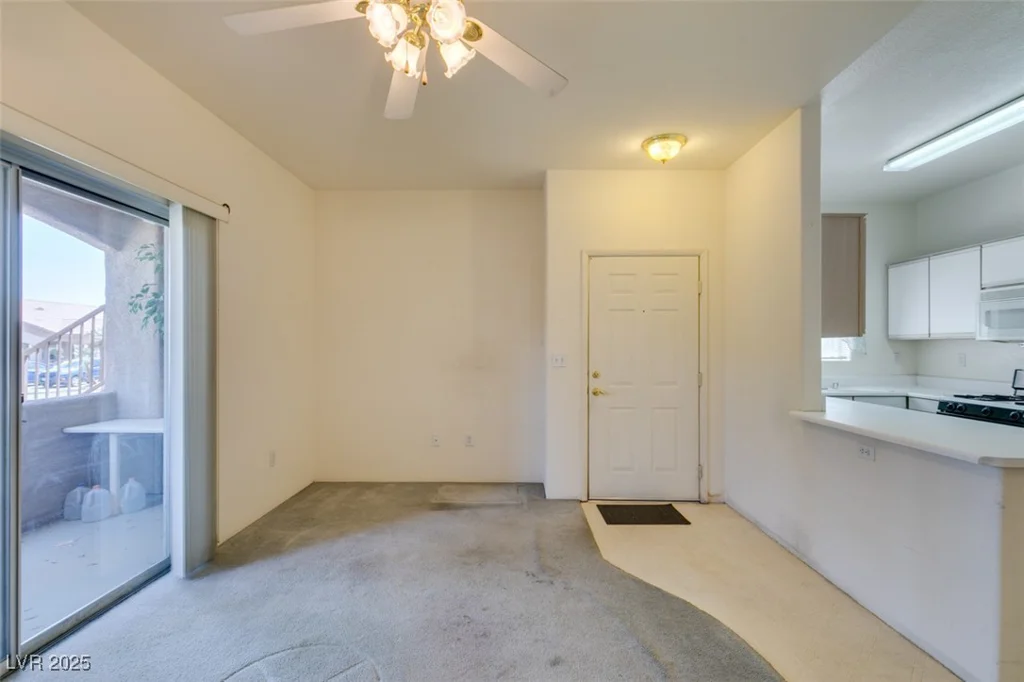5751 Hacienda, Las Vegas, NV 89122