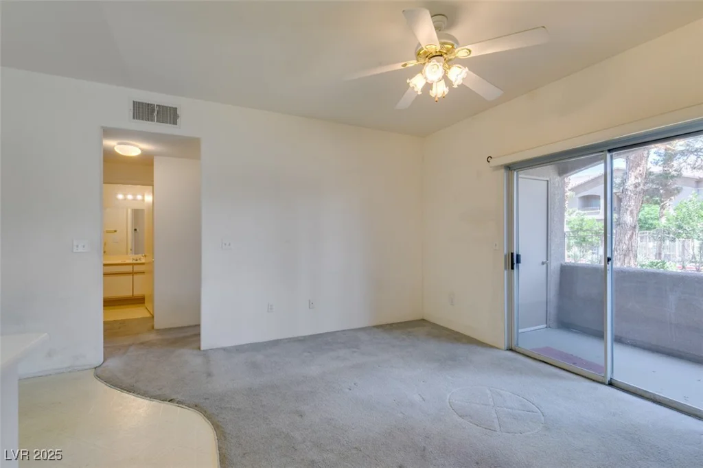 5751 Hacienda, Las Vegas, NV 89122