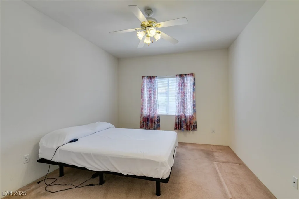 5751 Hacienda, Las Vegas, NV 89122