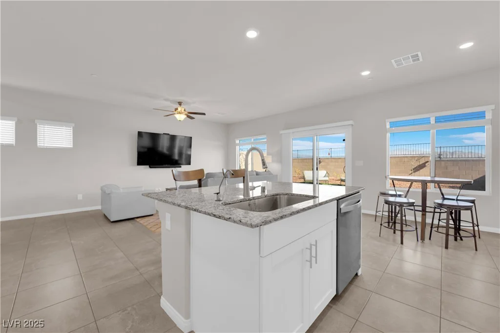 5252 Sunstone Mesa, Las Vegas, NV 89166