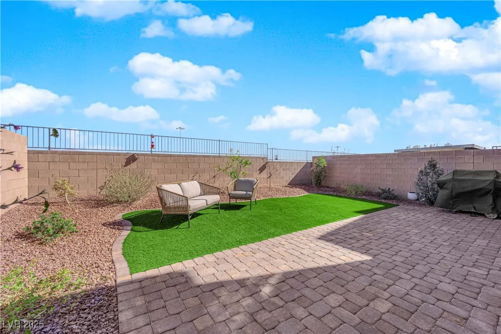 5252 Sunstone Mesa, Las Vegas, NV 89166