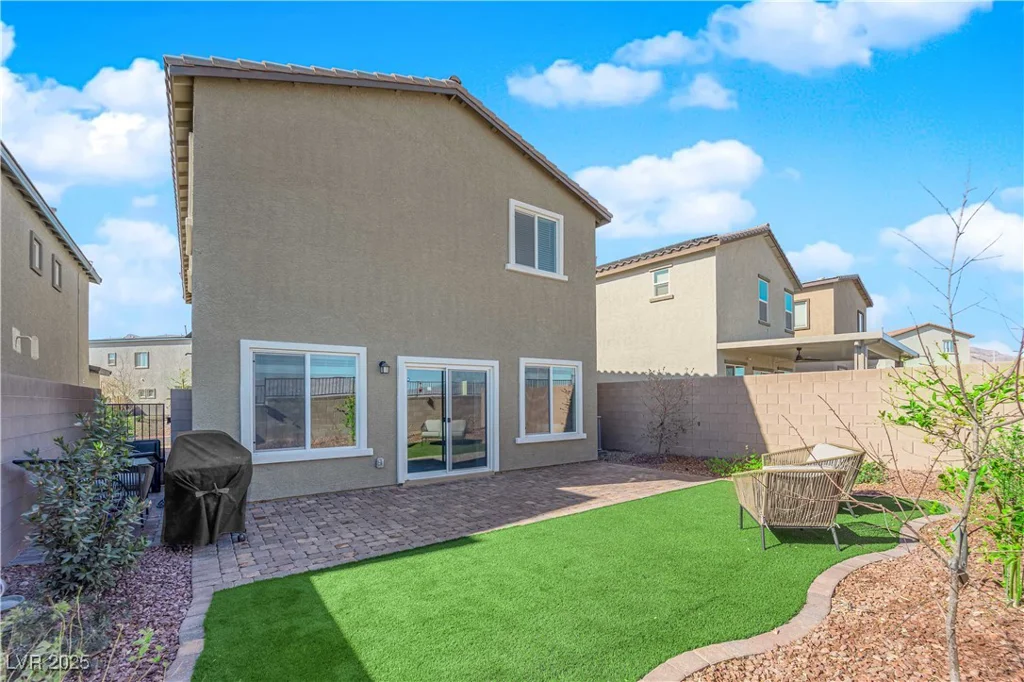 5252 Sunstone Mesa, Las Vegas, NV 89166