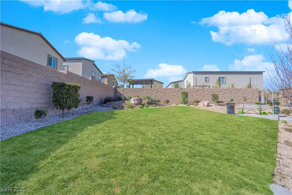 5252 Sunstone Mesa, Las Vegas, NV 89166