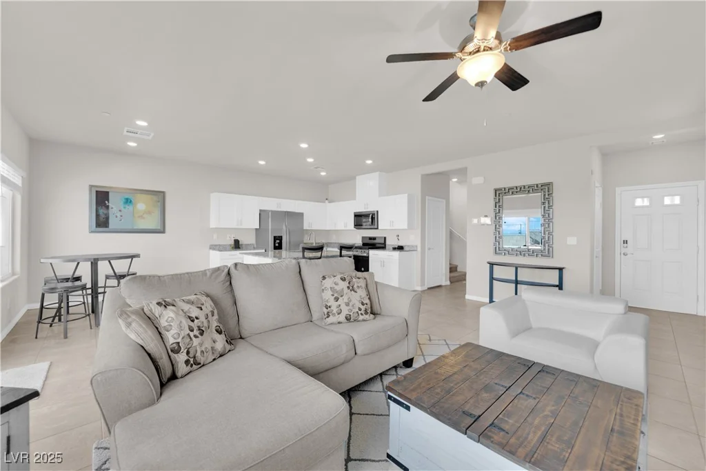 5252 Sunstone Mesa, Las Vegas, NV 89166