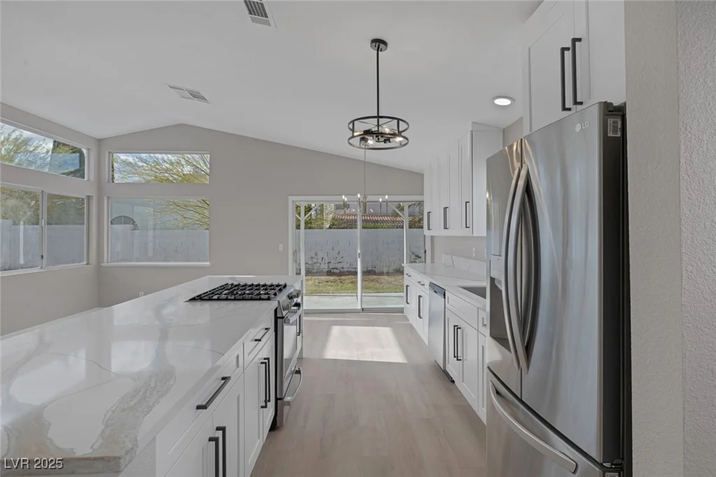 8228 Lauderdale, Las Vegas, NV 89128