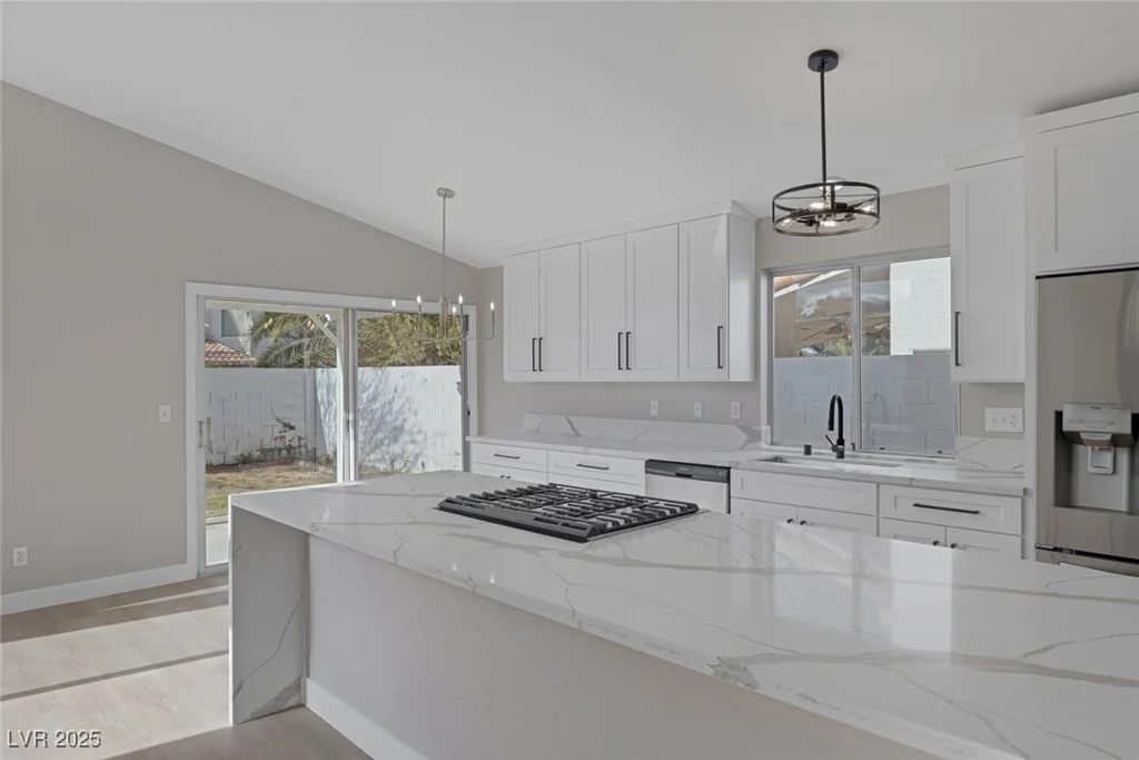 8228 Lauderdale, Las Vegas, NV 89128