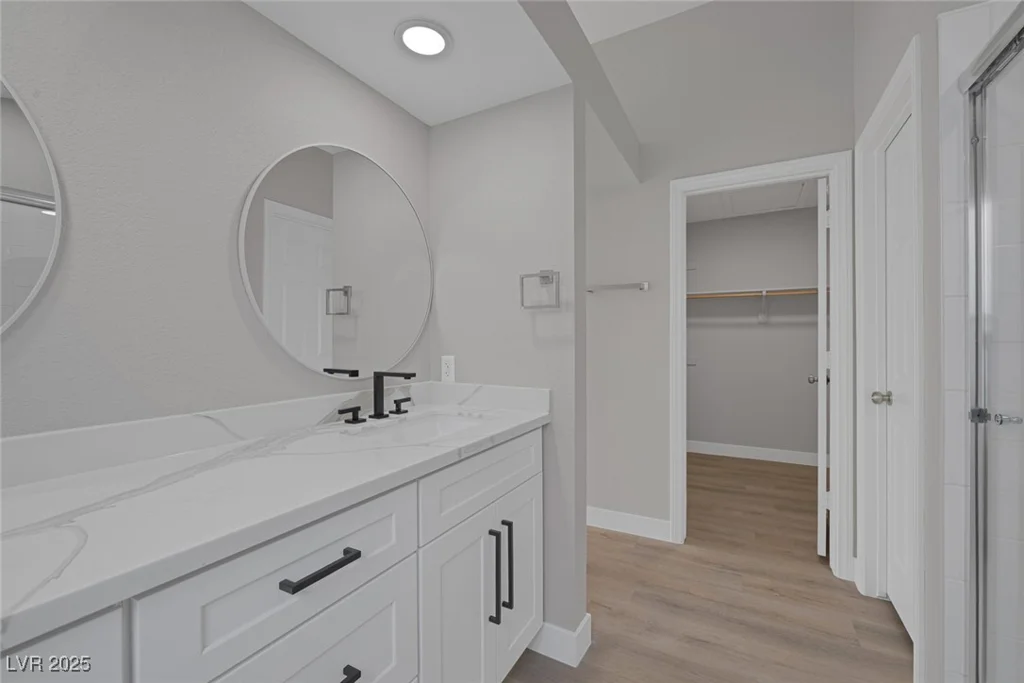 8228 Lauderdale, Las Vegas, NV 89128
