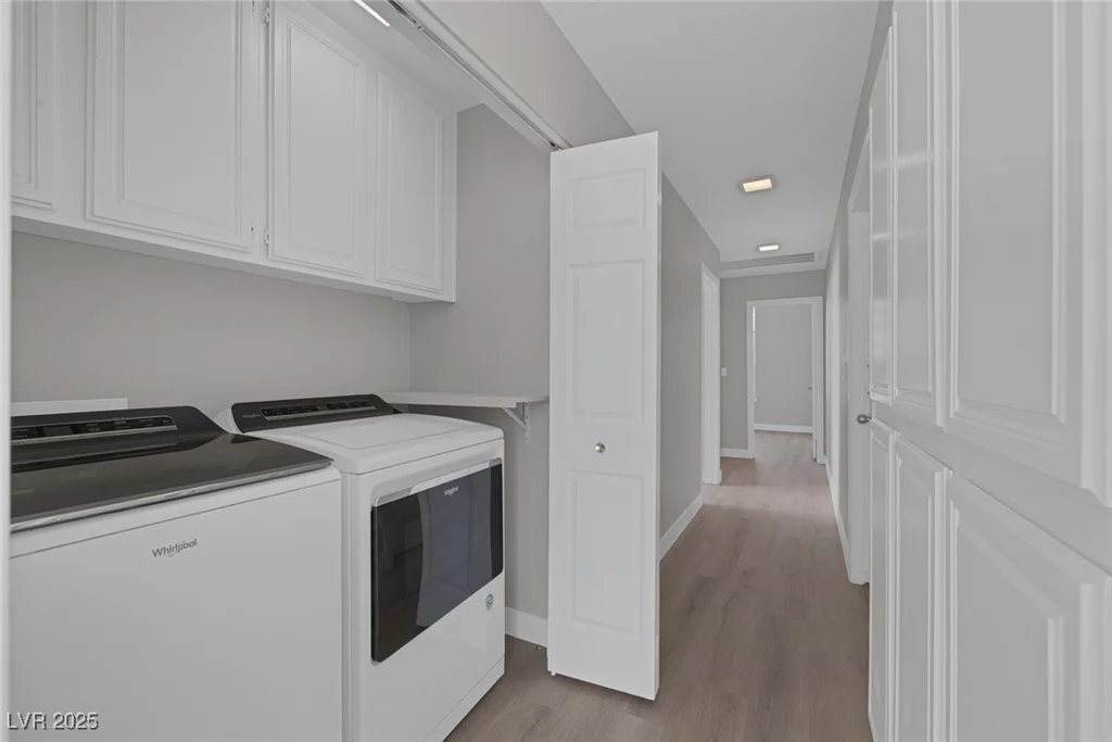 8228 Lauderdale, Las Vegas, NV 89128